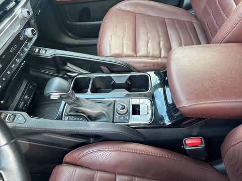 Used 2024 Kia Telluride SX Prestige AWD/4WD image 16