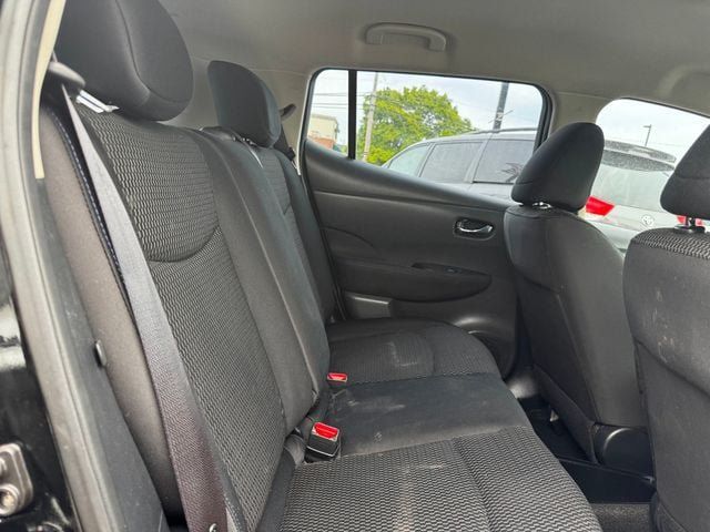 Used 2014 Nissan Leaf S w/ Charge Package FWD image 14