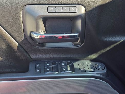 Used 2016 Chevrolet Silverado 1500 LTZ Z71 AWD/4WD image 9