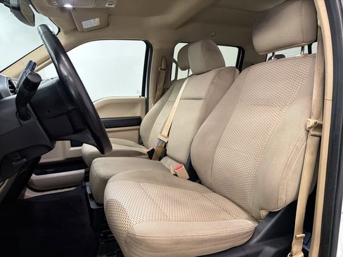 Used 2017 Ford F150 XLT w/ Equipment Group 302A Luxury image 5