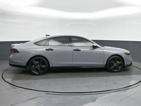 Used 2023 Honda Accord Sport image 8