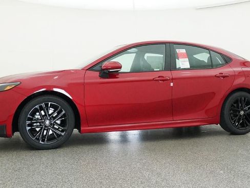 New 2026 Toyota Camry SE FWD image 18