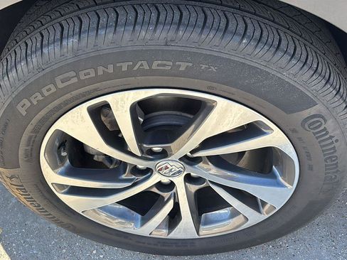 Certified 2023 Buick Envision Essence image 12