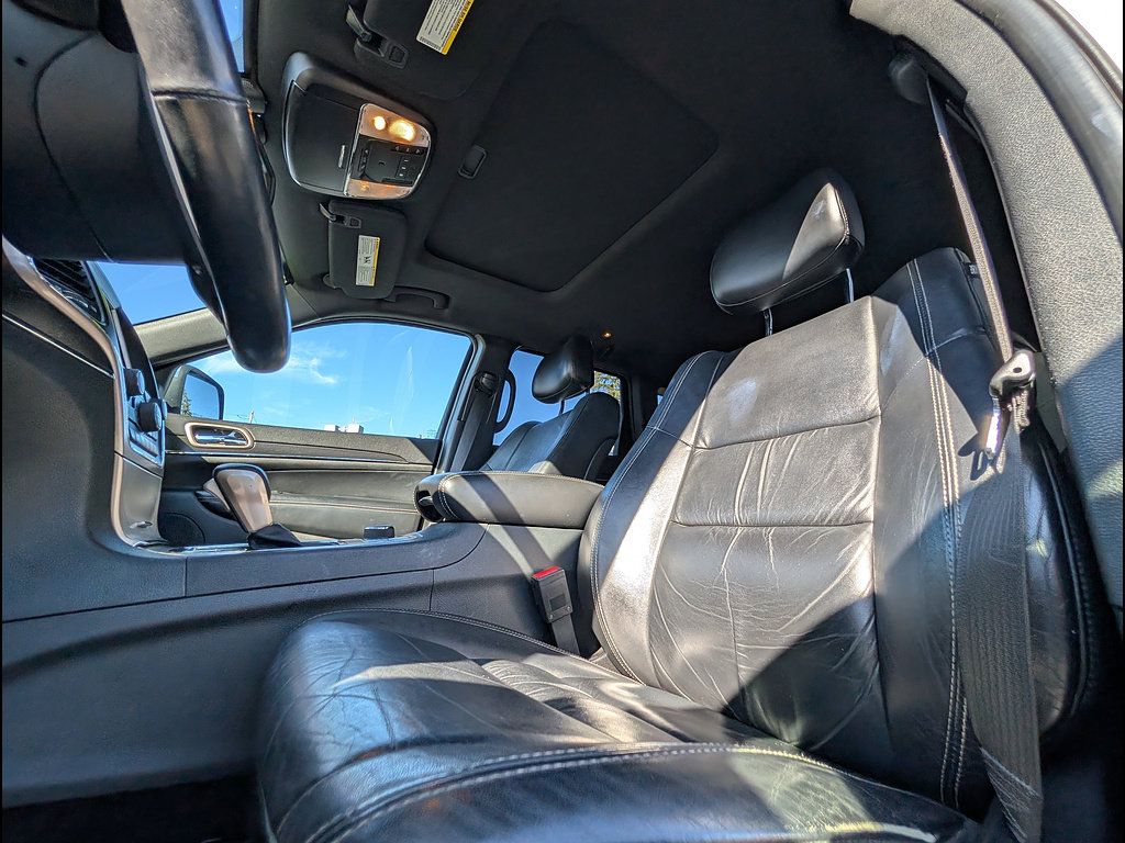 Used 2016 Jeep Grand Cherokee Limited AWD/4WD image 27