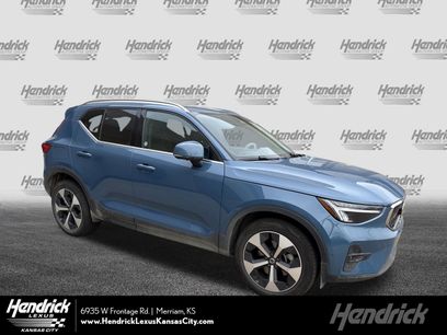 Used 2025 Volvo XC40 B5 Plus