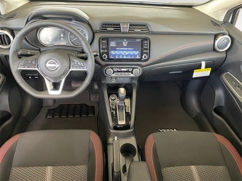 New 2025 Nissan Versa SR w/ Trunk Package image 10