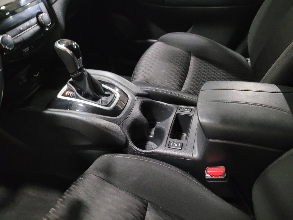 Used 2019 Nissan Rogue SV AWD/4WD image 26