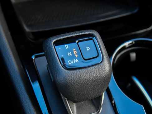 Used 2024 Nissan Rogue SV image 24