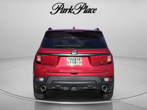 Used 2023 Honda Passport TrailSport image 4