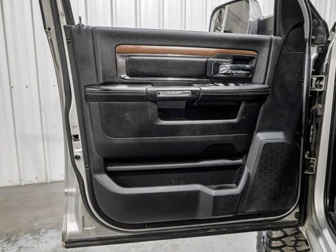 Used 2013 RAM 2500 Laramie w/ Convenience Group image 41