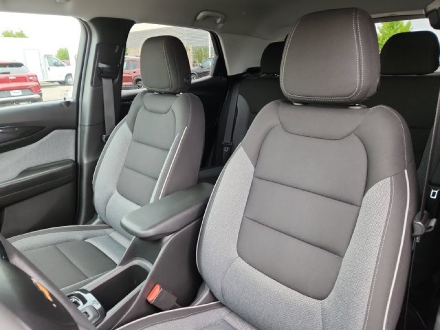 Used 2025 Chevrolet TrailBlazer LT AWD/4WD image 21