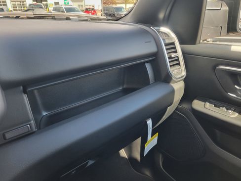 New 2026 RAM 1500 Big Horn AWD/4WD image 24