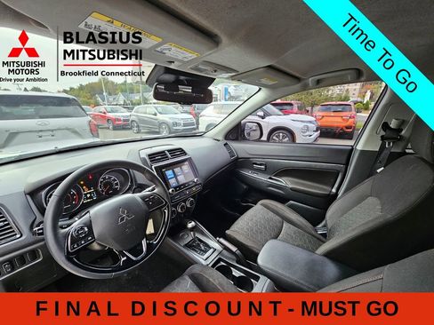 Used 2022 Mitsubishi Outlander Sport LE FWD image 9