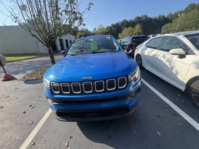 Used 2022 Jeep Compass Latitude w/ Convenience Group