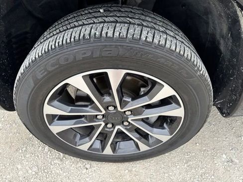 Used 2022 Jeep Grand Cherokee L Overland w/ Advanced Protech Group III RWD image 14