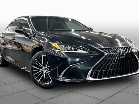 Used 2024 Lexus ES 300h w/ Premium Package FWD image 3