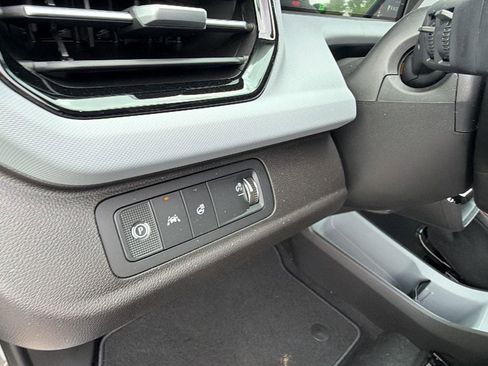 New 2027 Chevrolet Bolt RS w/ Technology Package FWD image 18