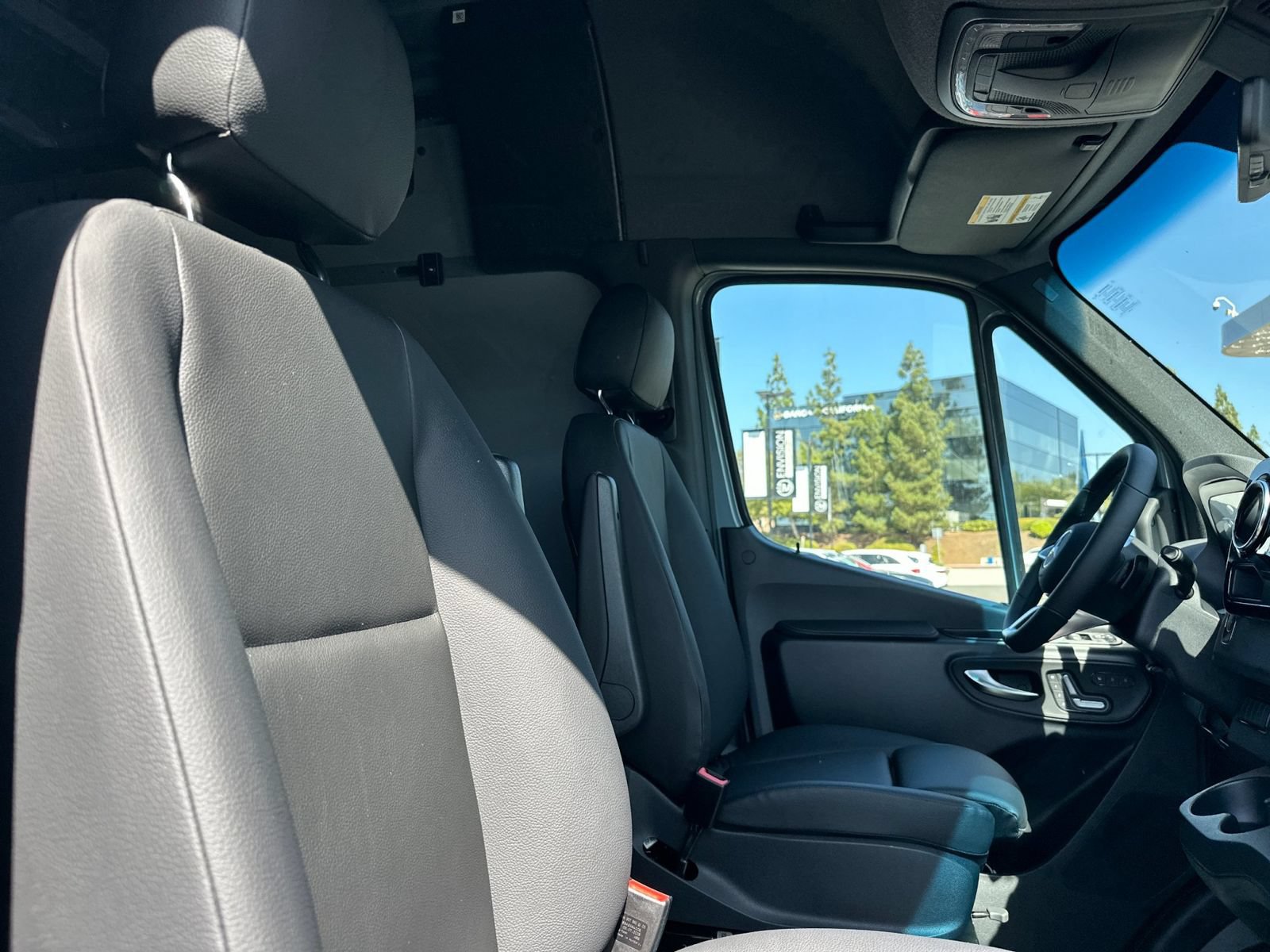 New 2026 Mercedes-Benz Sprinter 2500 image 18
