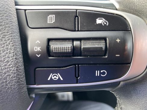 Used 2023 Kia Sportage EX AWD/4WD image 13