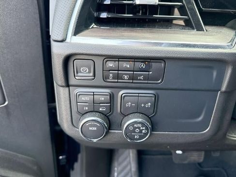 Certified 2025 Chevrolet Tahoe Premier image 18