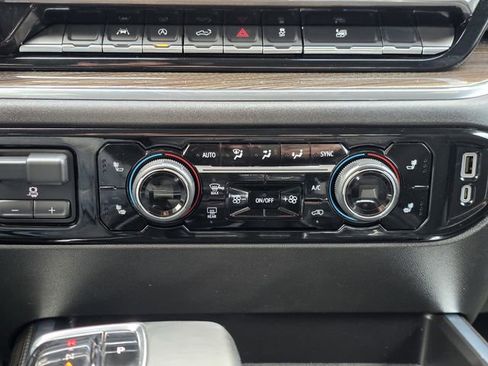 Used 2024 Chevrolet Silverado 1500 RST w/ Convenience Package II image 15