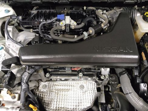 Used 2019 Nissan Rogue SV w/ Premium Package FWD image 30