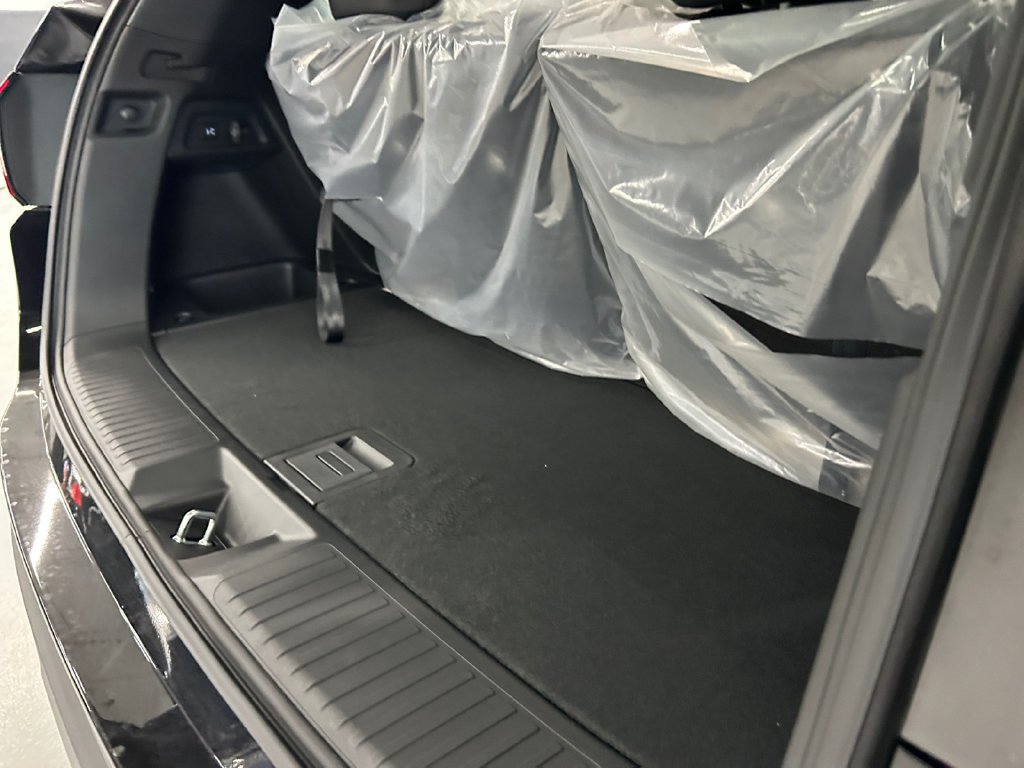 New 2026 Honda Pilot Black Edition image 17
