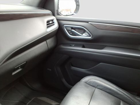 Used 2021 Chevrolet Tahoe Z71 image 26