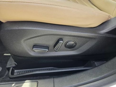 Used 2023 Ford Edge SEL w/ Convenience Package AWD/4WD image 16