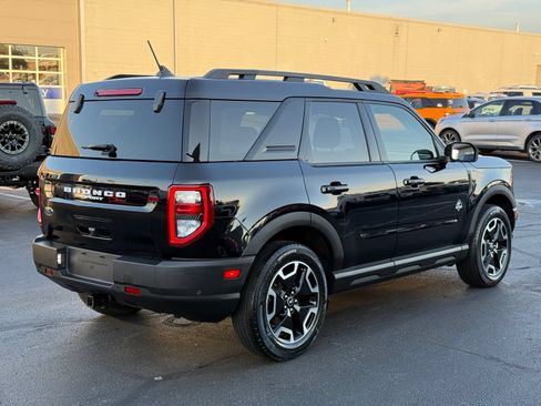 Used 2023 Ford Bronco Sport Outer Banks w/ Tech Package AWD/4WD image 4
