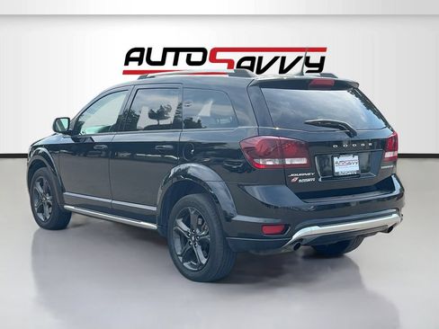Used 2019 Dodge Journey Crossroad AWD/4WD image 5
