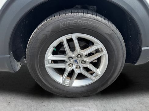 Used 2025 Ford Explorer Active RWD image 43