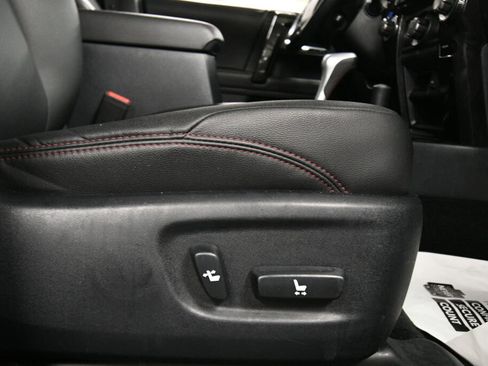 Certified 2023 Toyota 4Runner TRD Off-Road Premium image 28