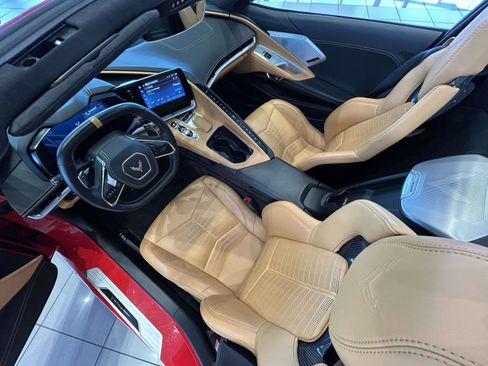 Used 2025 Chevrolet Corvette Stingray Premium Conv w/ 3LT RWD image 12