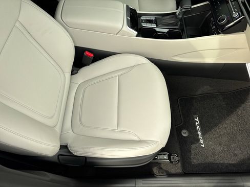 New 2026 Hyundai Tucson SEL image 18