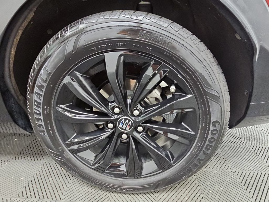 Used 2024 Buick Envista Sport Touring w/ Convenience I Package FWD image 41