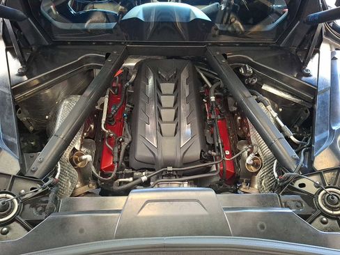 Used 2022 Chevrolet Corvette Stingray Premium Cpe w/ Z51 Performance Package RWD image 25