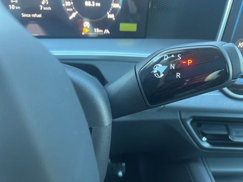 New 2026 Volkswagen Tiguan SE image 32