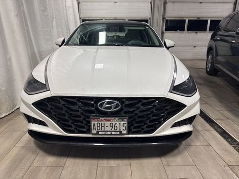 Used 2022 Hyundai Sonata Limited w/ Cargo Package image 7