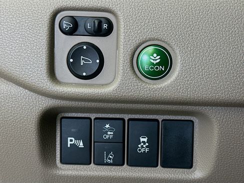 Used 2019 Honda Pilot Elite image 17