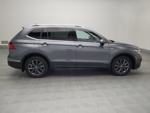 Used 2022 Volkswagen Tiguan SE image 10