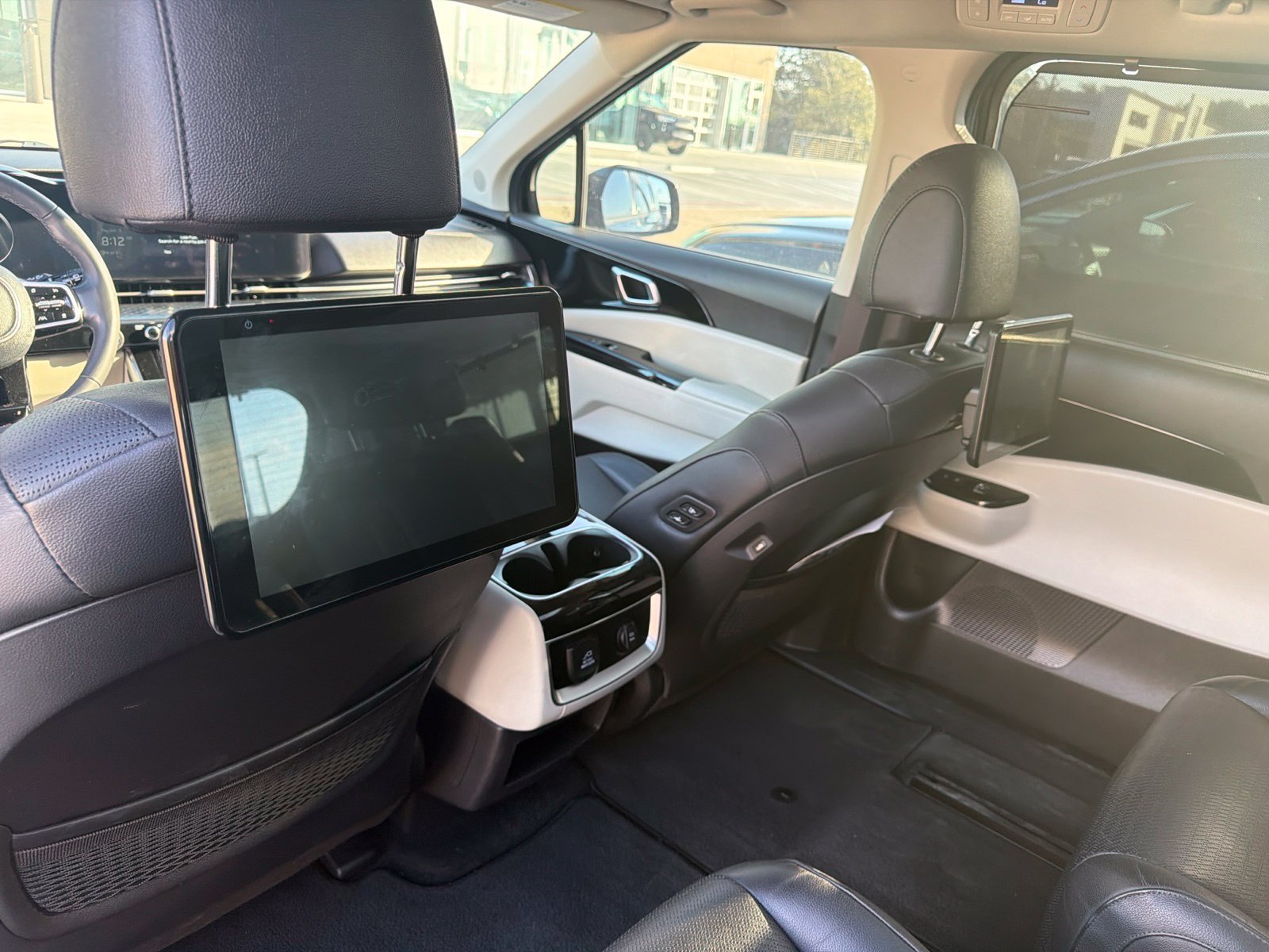 Used 2024 Kia Carnival SX Prestige FWD image 10