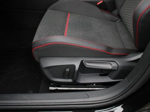 New 2026 Volkswagen GTI SE FWD image 6