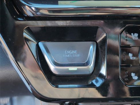 Used 2024 GMC Sierra 2500 AT4 w/ AT4 Premium Plus Package image 21