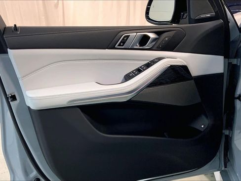 New 2026 BMW X5 xDrive50e w/ Executive Package image 10