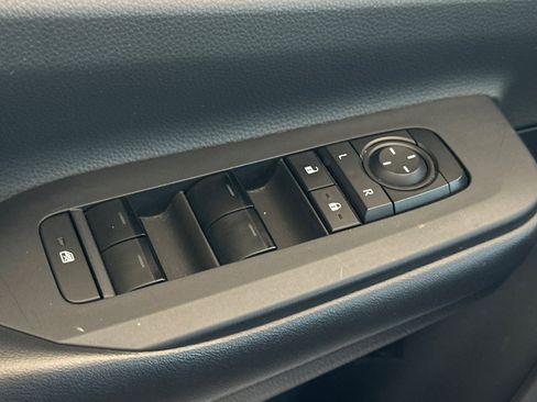 Used 2024 Toyota Prius LE FWD image 14
