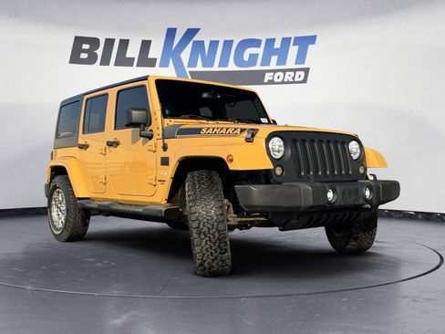 Used 2014 Jeep Wrangler Unlimited Sahara image 7