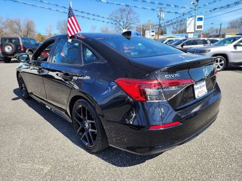 Used 2023 Honda Civic Sport image 3