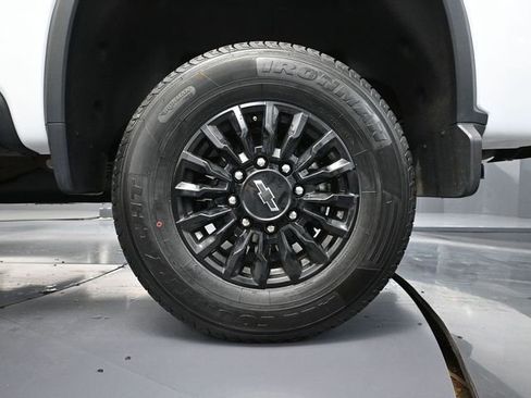 Used 2024 Chevrolet Silverado 2500 LTZ w/ LTZ Plus Package image 16