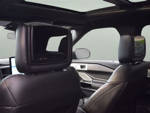 Certified 2022 Ford Explorer ST w/ Equipment Group 401A image 10